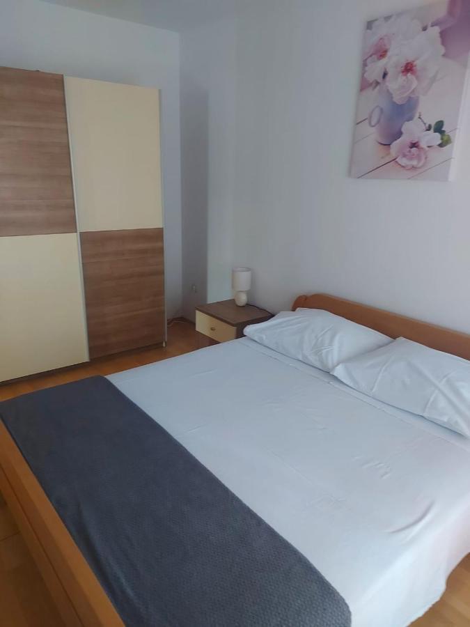 Apartmani Ciklic Dobropoljana Kültér fotó