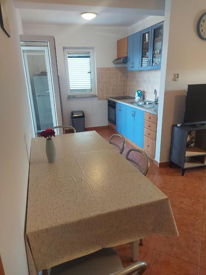 Apartmani Ciklic Dobropoljana Kültér fotó