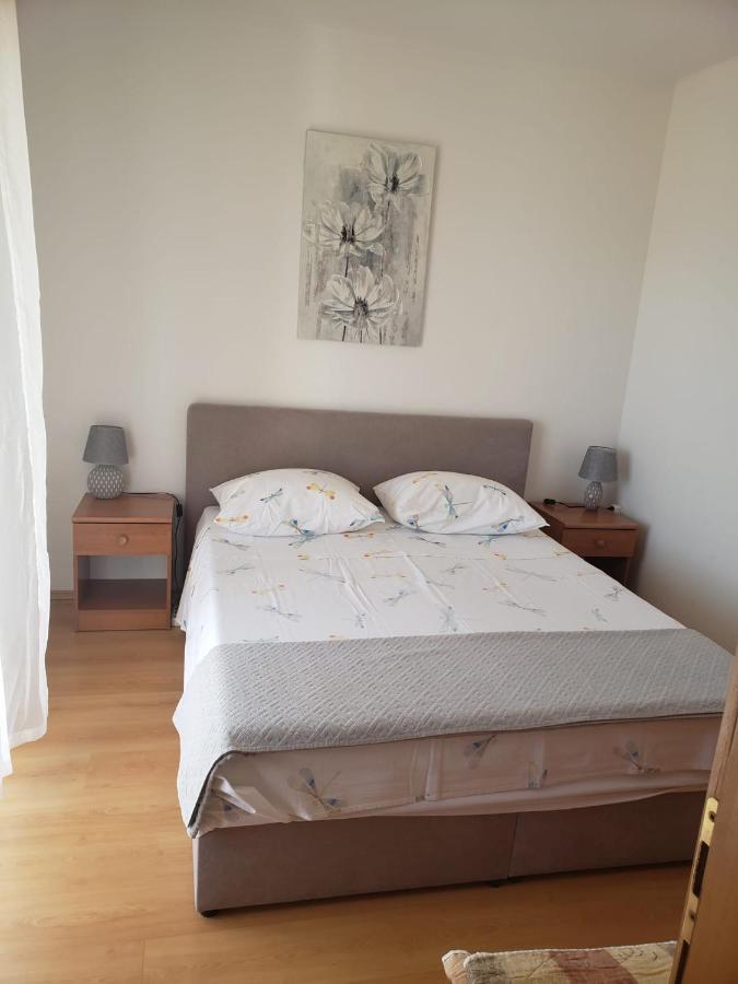 Apartmani Ciklic Dobropoljana Kültér fotó