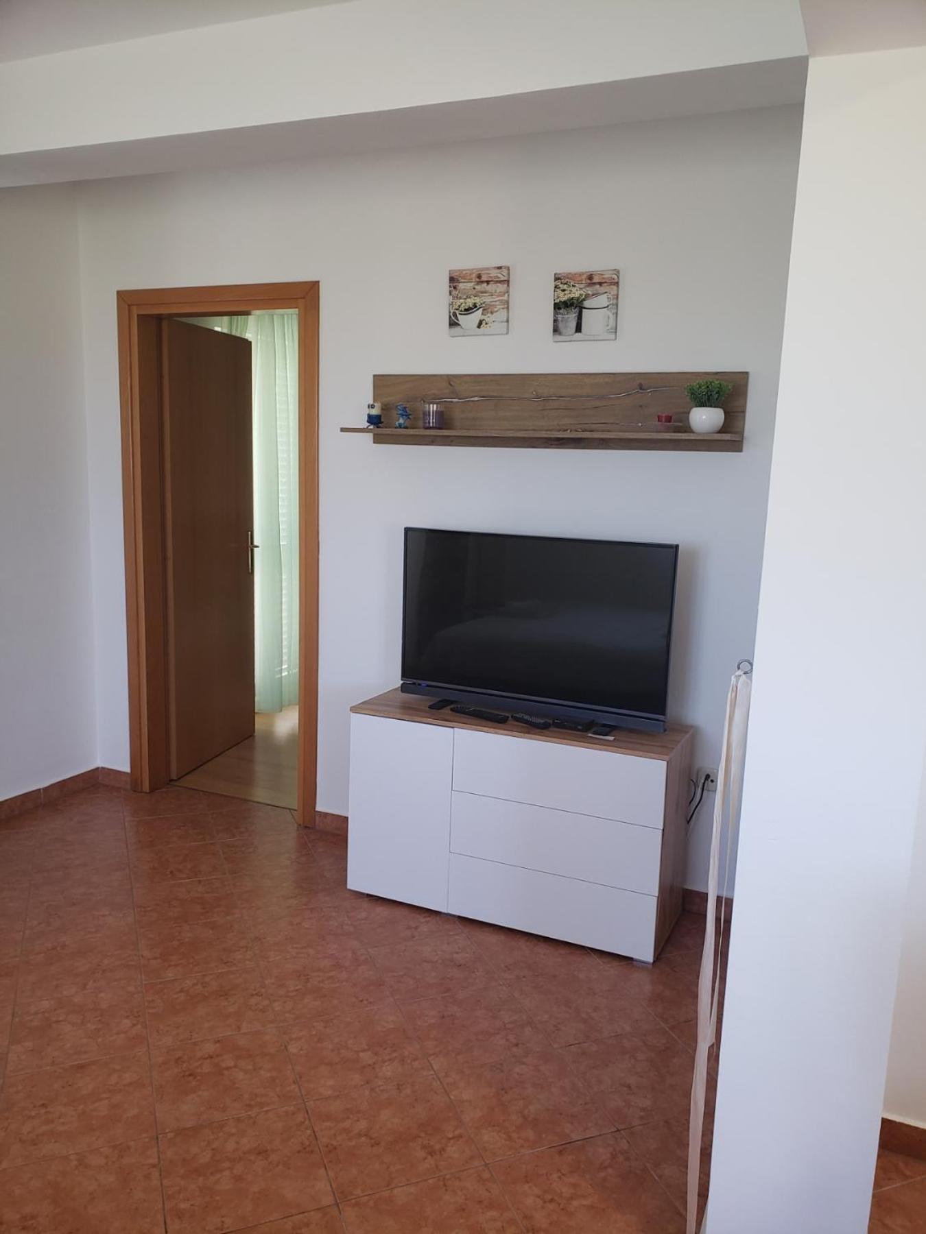Apartmani Ciklic Dobropoljana Kültér fotó